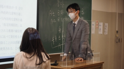 韓国・朝鮮語専攻の授業風景